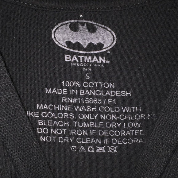 ❌SOLD❌| Batman | Black Batman tee - Picture 4 of 4